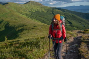 ROCK FRONT Mistral UL woman down jacket for hiking red photo